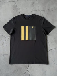 Fred Perry T-shirt | Schwarz / Gold | Gr. L