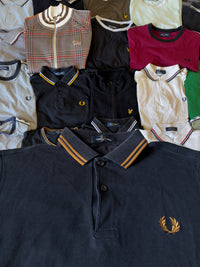 Fred Perry Polo | Schwarz / Bronze | Gr. XS