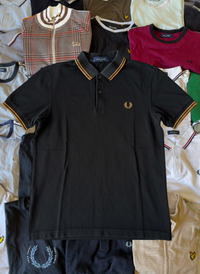 Fred Perry Polo | Schwarz / Bronze | Gr. S