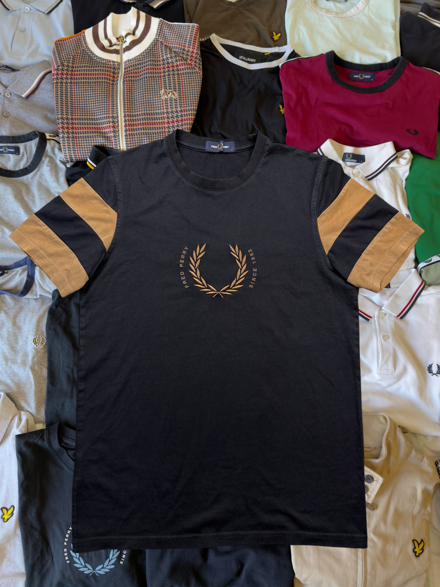 Fred Perry T-shirt | Schwarz / Bronze | Gr. S