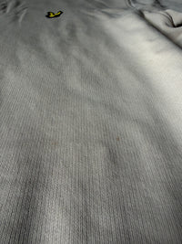 Just Casual Lyle & Scott beiger Baumwollpullover mit ikonischem Logo-Detail auf der Brust